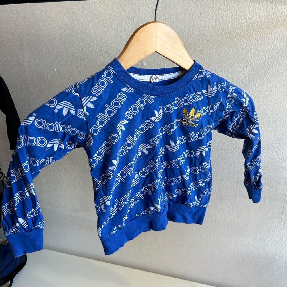 Blue and gold adidas good for warriors games